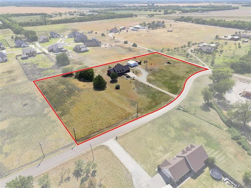 445 County Road 4444, Trenton TX 75490 - Photo 32