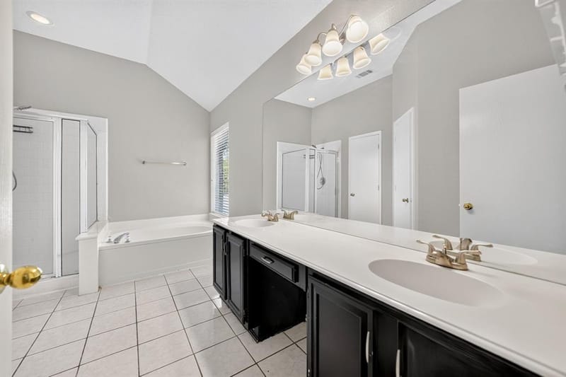 306 Branch Bend, Euless TX 76039 - Photo 13