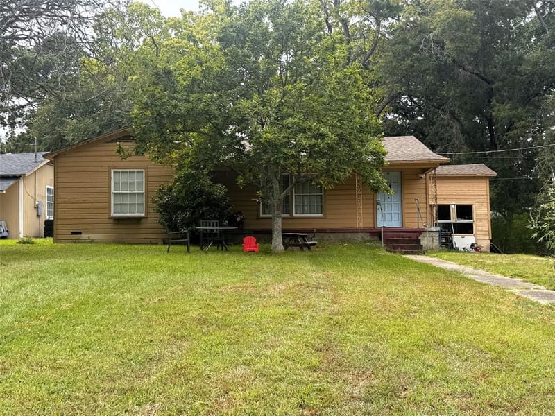 405 Margaret Dr., Mount Pleasant TX 75455 - Photo 2
