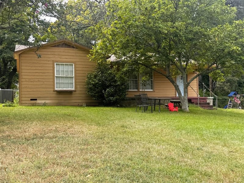 405 Margaret Dr., Mount Pleasant TX 75455 - Photo 3