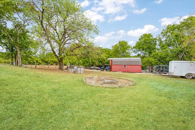 7436 FM 2729, Van Alstyne TX 75495 - Photo 27