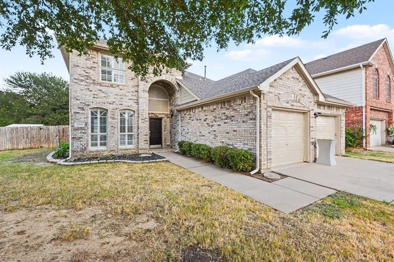 3204 Windridge Lane, Corinth TX 76208