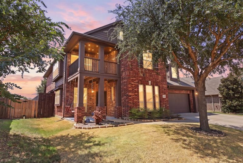 8308 Spitfire Trail, Aubrey TX 76227