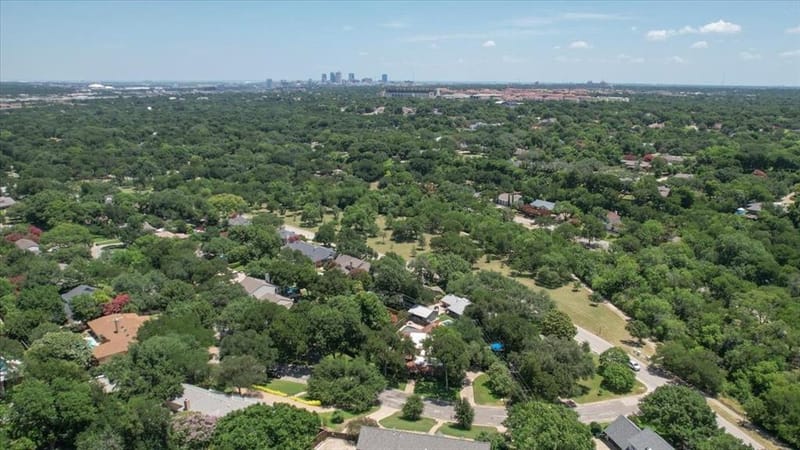4204 Ledgeview Road, Fort Worth TX 76109 - Photo 36