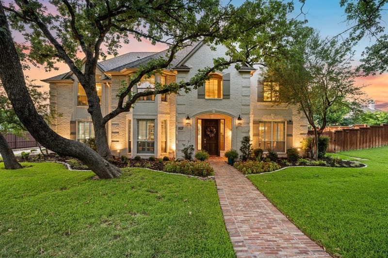 807 Timbercrest Court, Southlake TX 76092