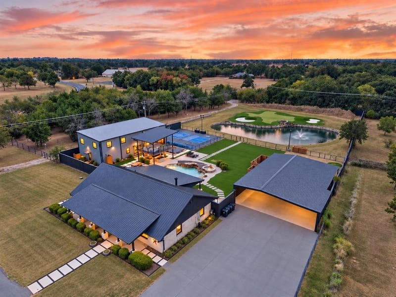 10790 County Road 2450, Poetry TX 75160