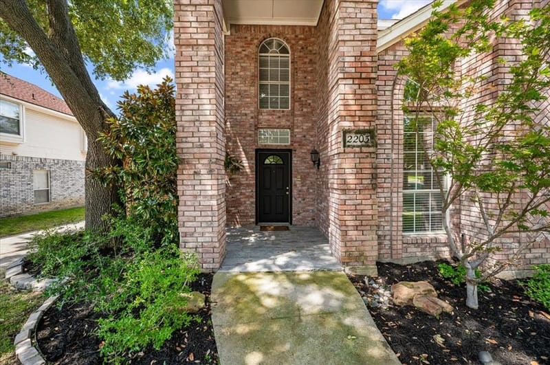 2203 Meadowstone Drive, Carrollton TX 75006 - Photo 38