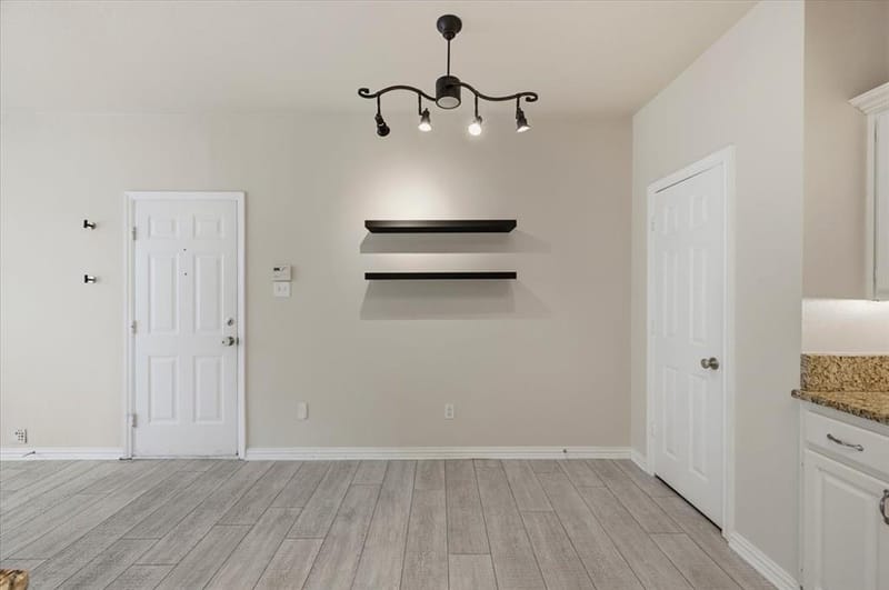 2203 Meadowstone Drive, Carrollton TX 75006 - Photo 14