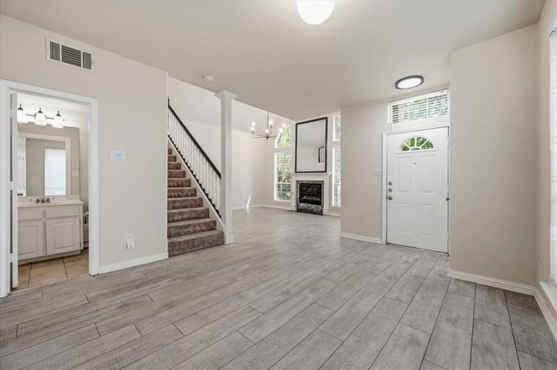 2203 Meadowstone Drive, Carrollton TX 75006 - Photo 8