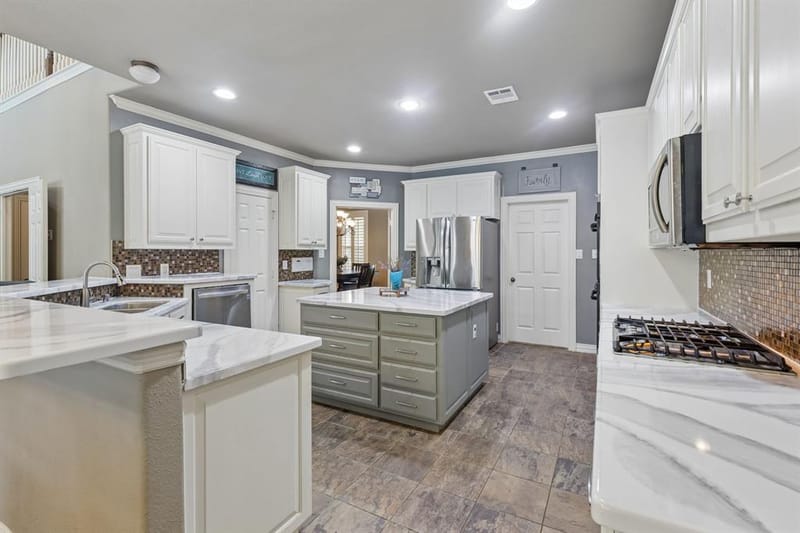 6328 Creek Bluff Court, Sachse TX 75048 - Photo 7