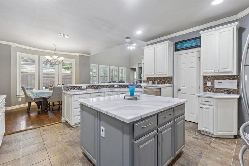6328 Creek Bluff Court, Sachse TX 75048 - Photo 9