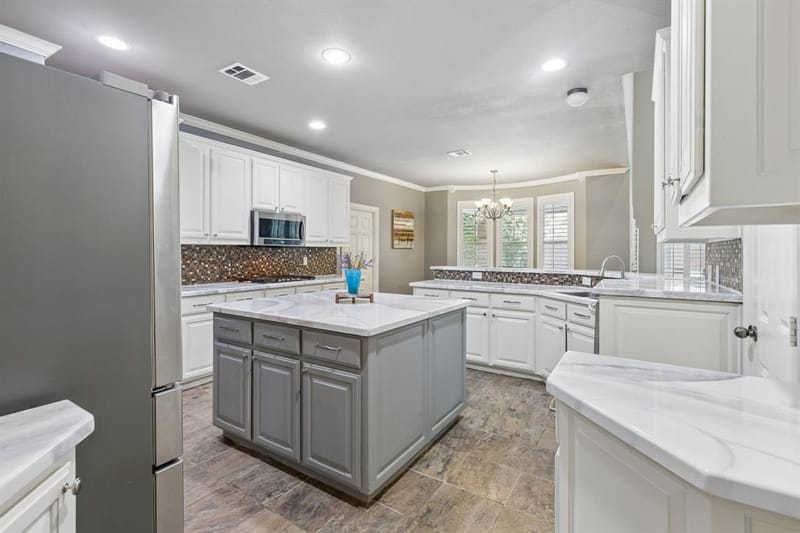 6328 Creek Bluff Court, Sachse TX 75048 - Photo 10