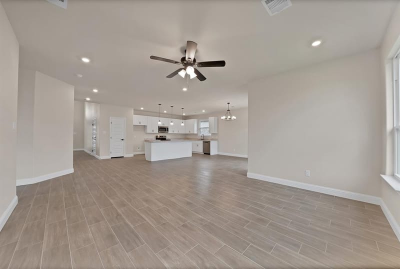 2210 San Saba Court, Granbury TX 76048 - Photo 14