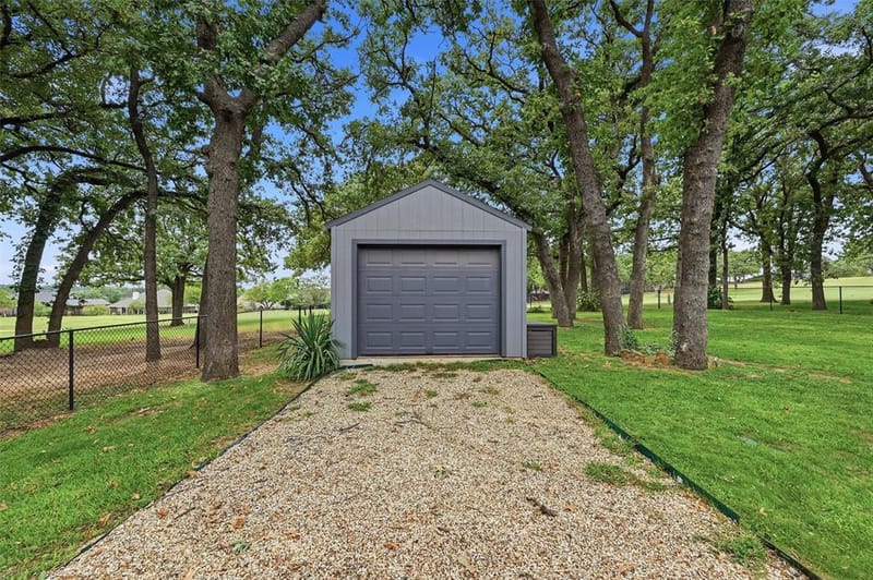 237 Cayuga Trail, Lake Kiowa TX 76240 - Photo 33