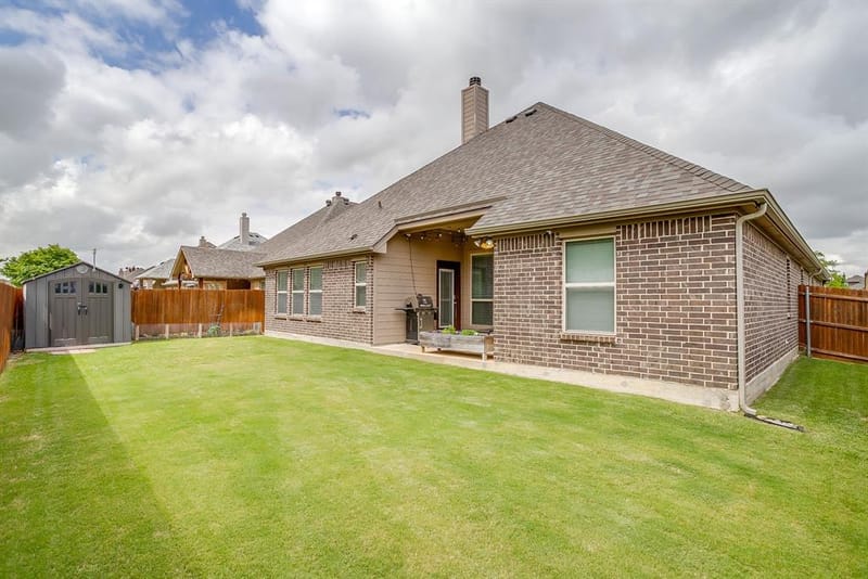2721 Buffalo Run, Burleson TX 76028 - Photo 33