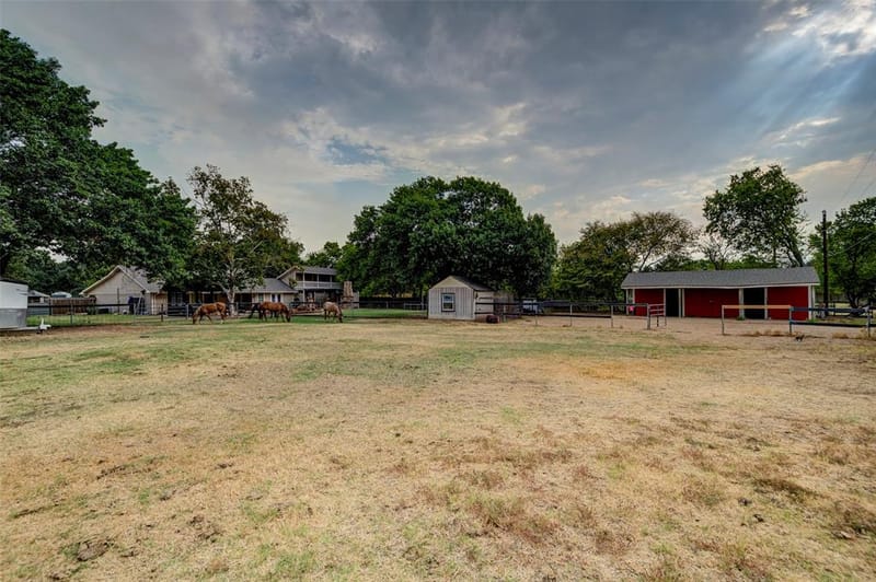 3805 Berry Hill Court, Double Oak TX 75028 - Photo 19