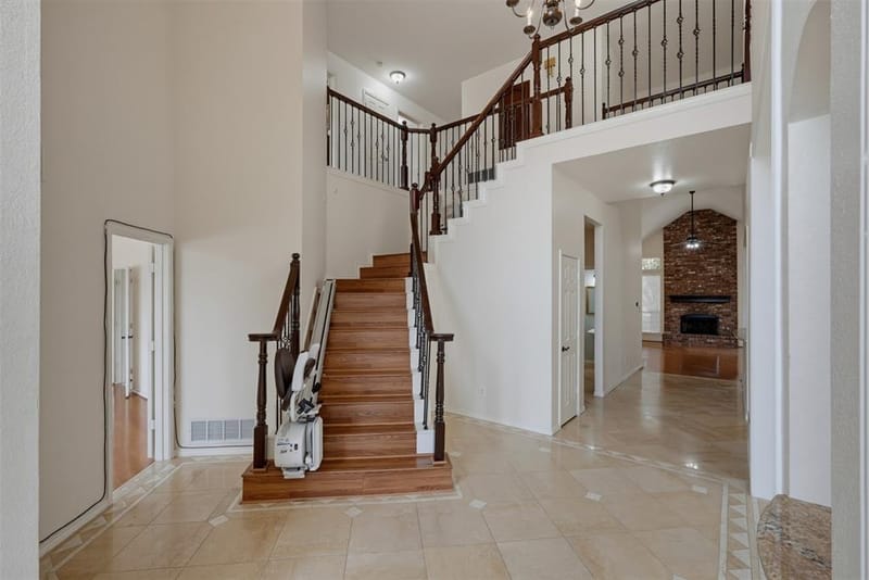 634 Oakbend Drive, Coppell TX 75019 - Photo 6