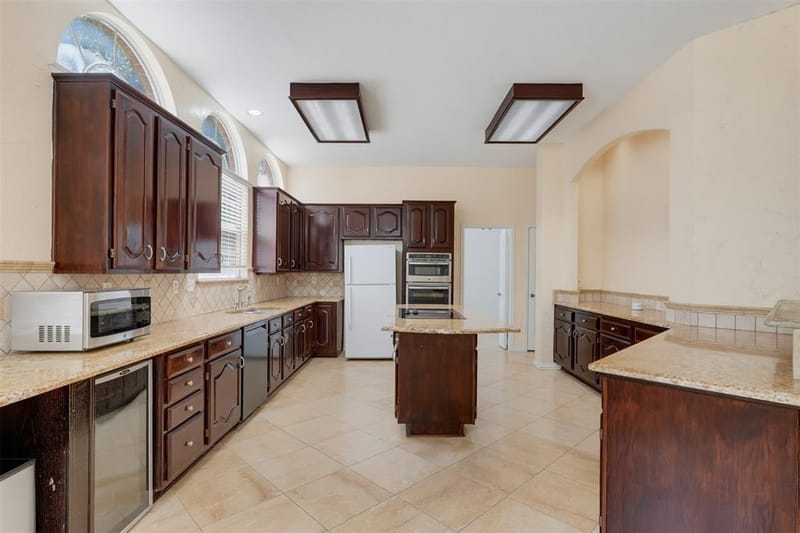 634 Oakbend Drive, Coppell TX 75019 - Photo 12