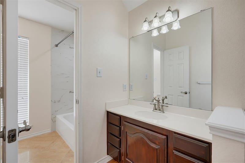 634 Oakbend Drive, Coppell TX 75019 - Photo 32