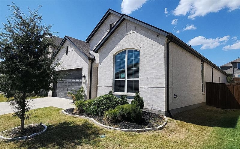 1149 Superbloom Avenue, Justin TX 76247 - Photo 2