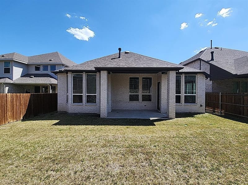 1149 Superbloom Avenue, Justin TX 76247 - Photo 32