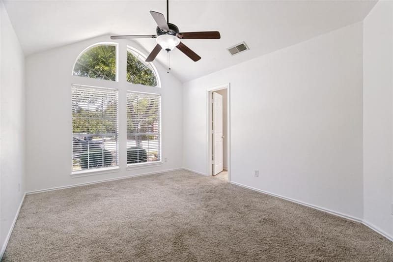 513 Creek Court, Lewisville TX 75067 - Photo 7