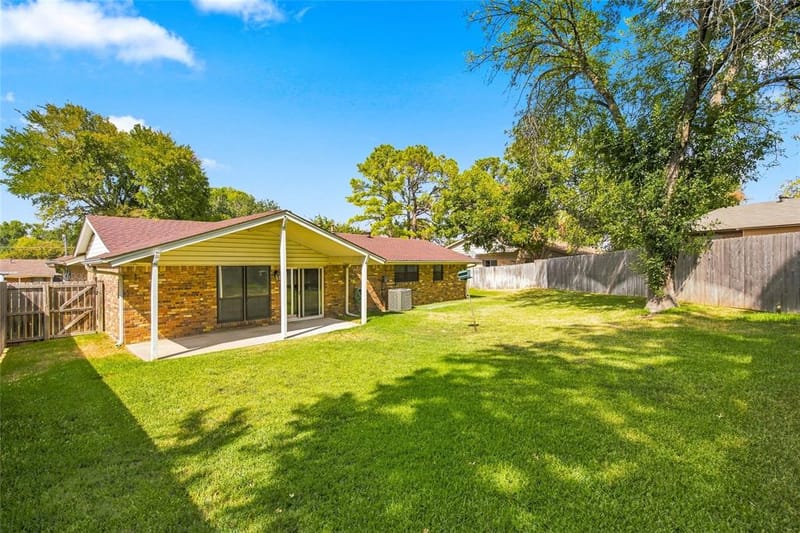 820 E Windsor Drive, Denton TX 76209 - Photo 28