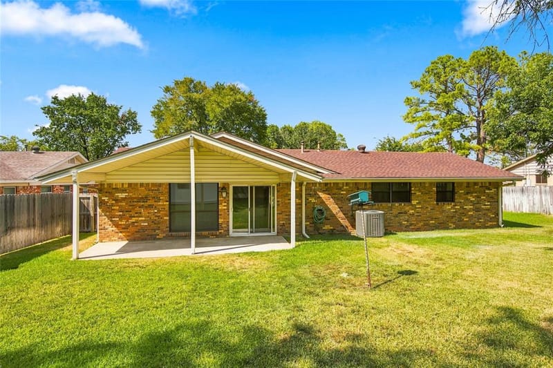 820 E Windsor Drive, Denton TX 76209 - Photo 31