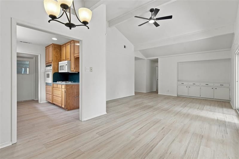 820 E Windsor Drive, Denton TX 76209 - Photo 8