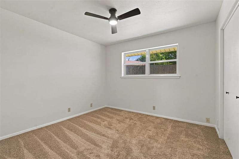 820 E Windsor Drive, Denton TX 76209 - Photo 21
