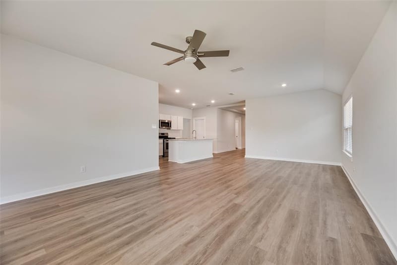 2850 Robertson Way, Royse City TX 75189 - Photo 6