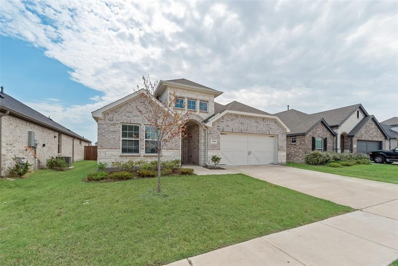 2850 Robertson Way, Royse City TX 75189