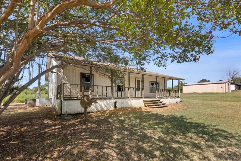 1901 E Texas Street, Denison TX 75021 - Photo 2