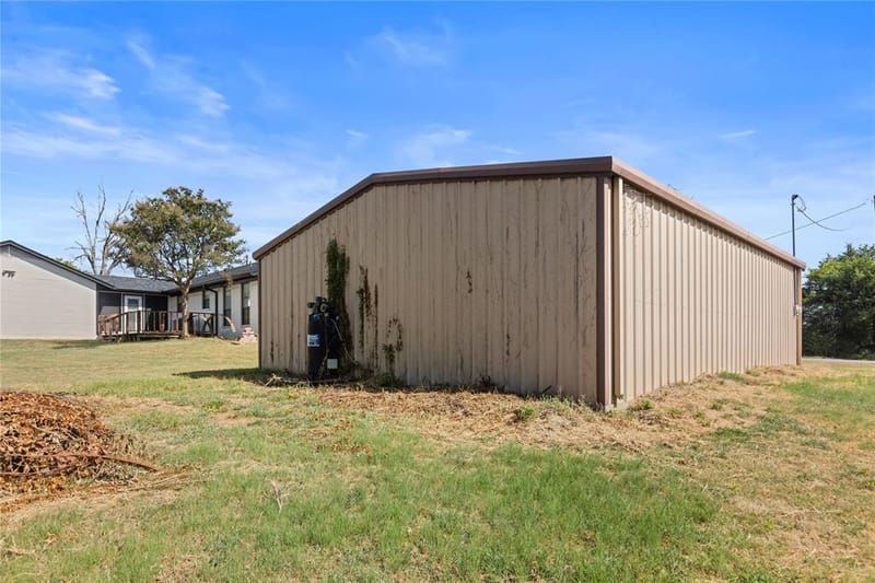 1901 E Texas Street, Denison TX 75021 - Photo 12
