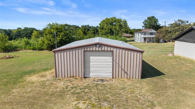1901 E Texas Street, Denison TX 75021 - Photo 22