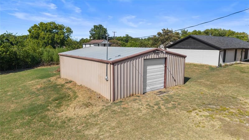 1901 E Texas Street, Denison TX 75021 - Photo 21