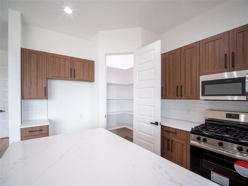 3453 Sanjeev Drive, Irving TX 75060 - Photo 7