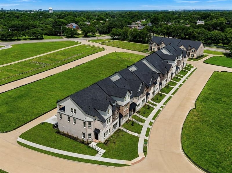 3453 Sanjeev Drive, Irving TX 75060 - Photo 31