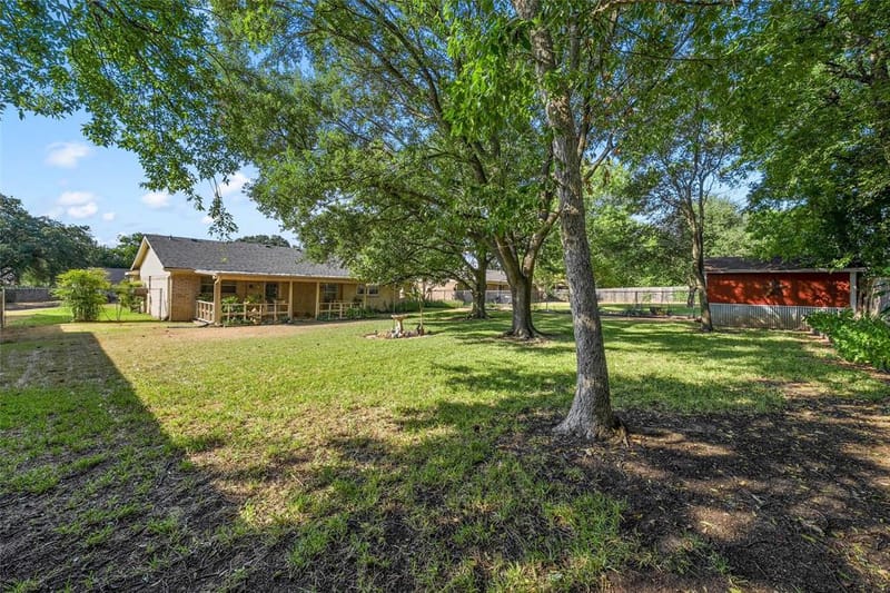 721 Pawnee Trail, Hewitt TX 76643 - Photo 25