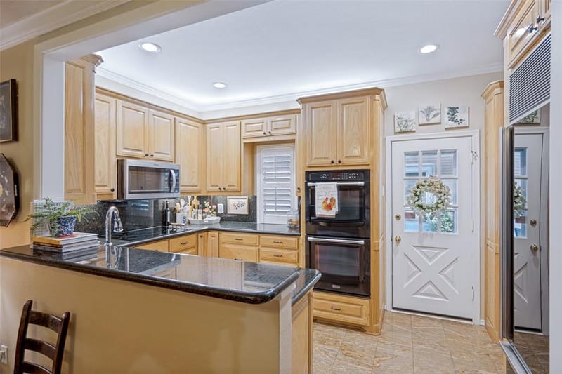 6324 Bandera Avenue # B, Dallas TX 75225 - Photo 19