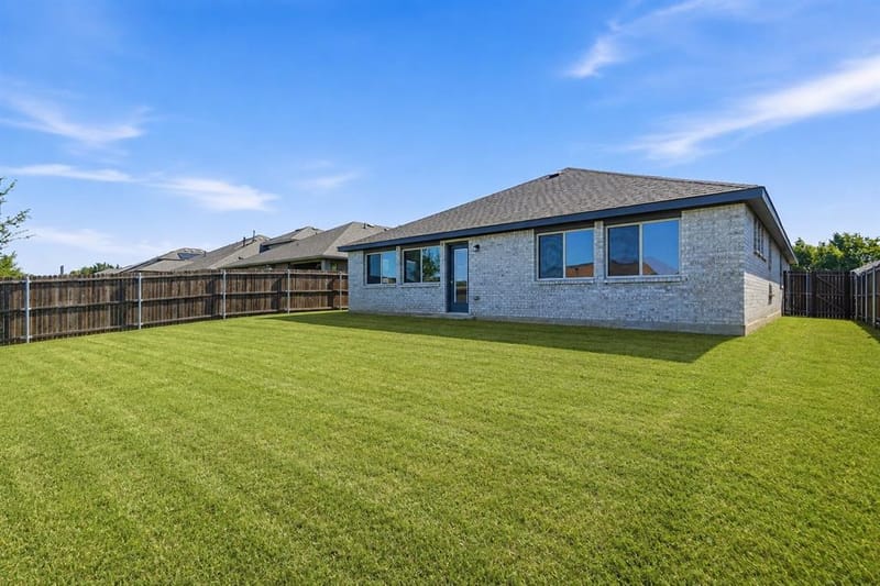 505 Bermuda Avenue, Lancaster TX 75146 - Photo 30