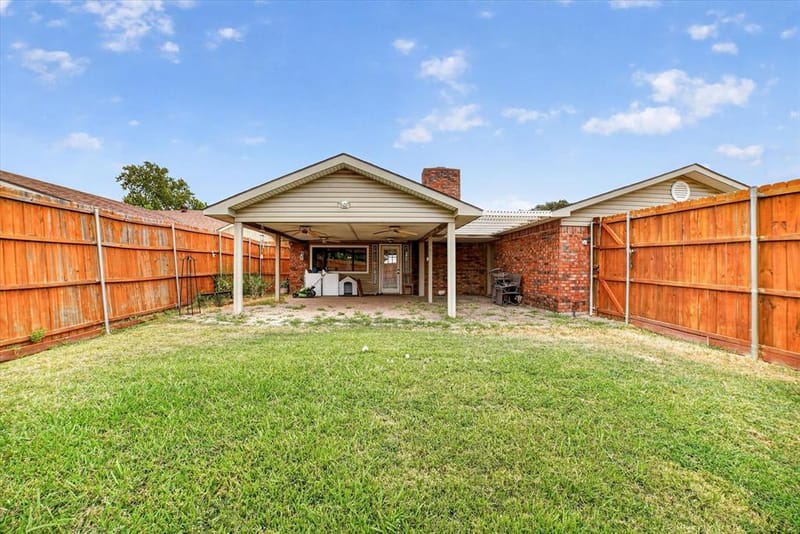 6217 Fallbrook Drive, Garland TX 75043 - Photo 23