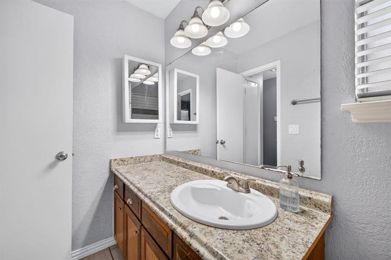 6401 Greenfield Court, Watauga TX 76148 - Photo 15