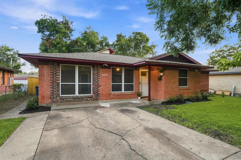 2633 Inadale Avenue, Dallas TX 75228