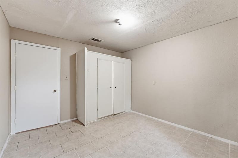 2633 Inadale Avenue, Dallas TX 75228 - Photo 19