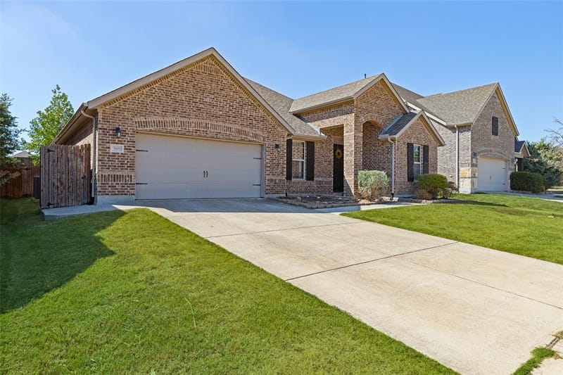 3605 Saint Croix Avenue, McKinney TX 75071 - Photo 2