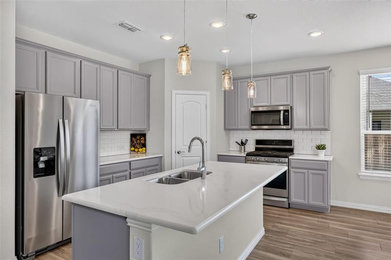 8715 Royal Star Road, Rowlett TX 75089 - Photo 17