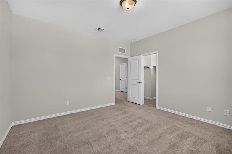 8715 Royal Star Road, Rowlett TX 75089 - Photo 32