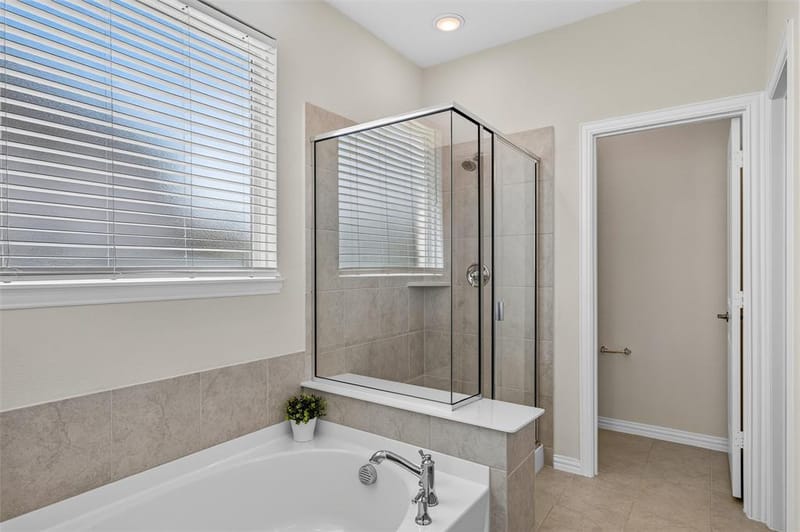 8715 Royal Star Road, Rowlett TX 75089 - Photo 10