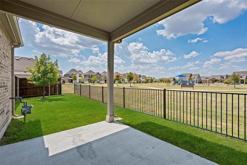 8715 Royal Star Road, Rowlett TX 75089 - Photo 33